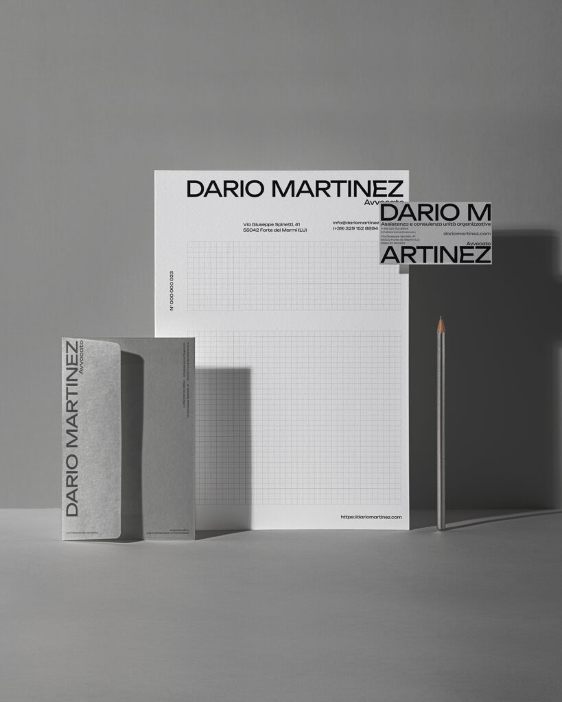 Progetto grafico di immagine coordinata aziendale realizzato da METWISH Studio Creativo Multidisciplinare per servizi di branding e comunicazione